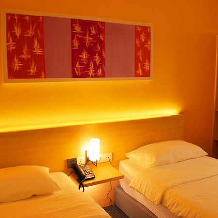 Hotel Jeti Tg Gemok Padang Endau Екстер'єр фото